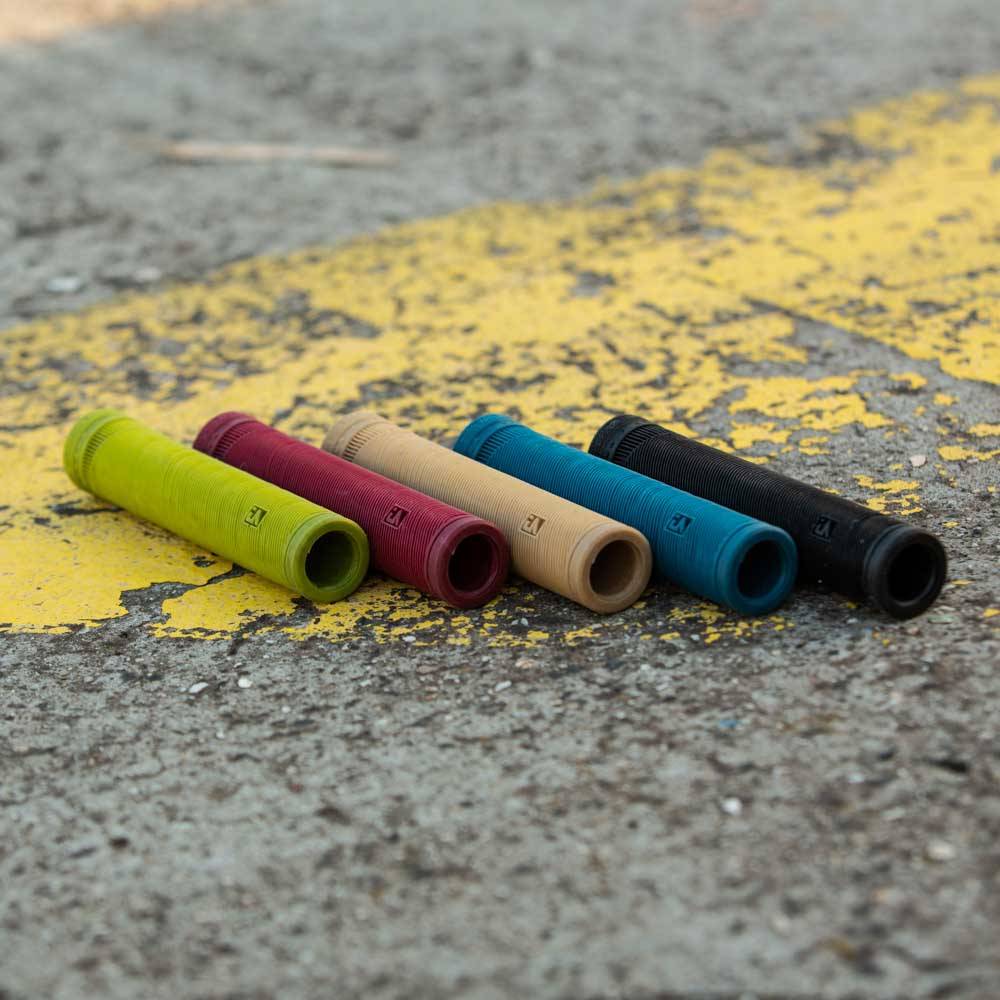Urbanartt Gripovi za ruke romobila