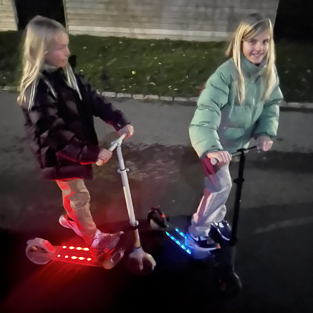 Story Light Deluxe LED Sklopivi Romobil