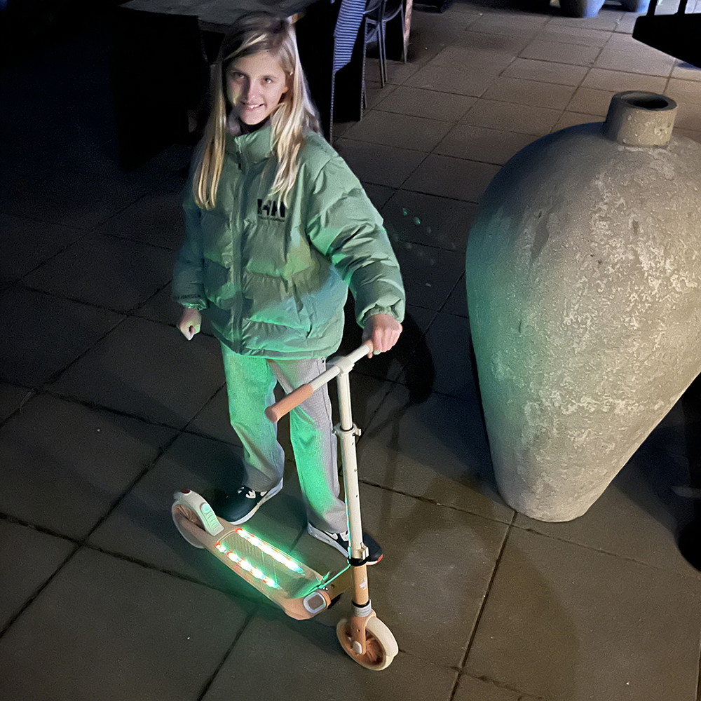 Story Light Deluxe LED Sklopivi Romobil