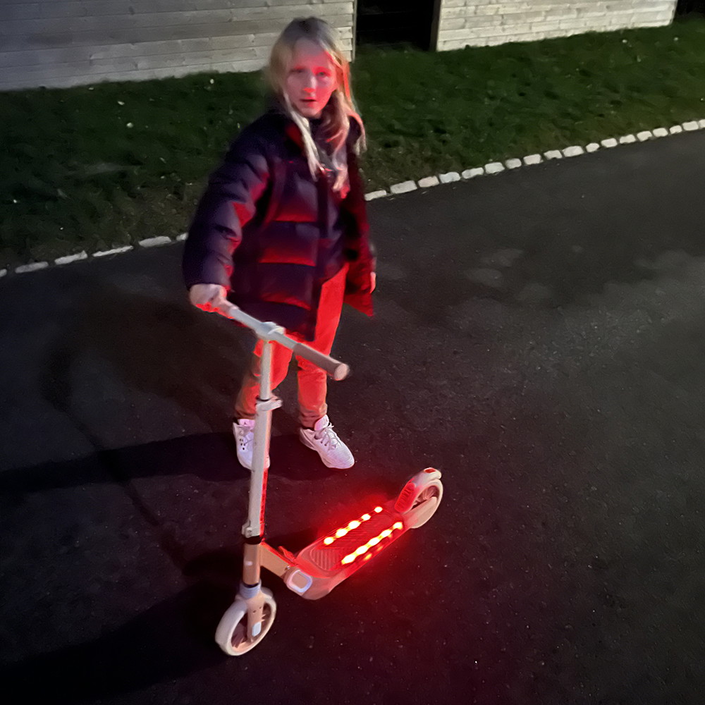 Story Light Deluxe LED Sklopivi Romobil