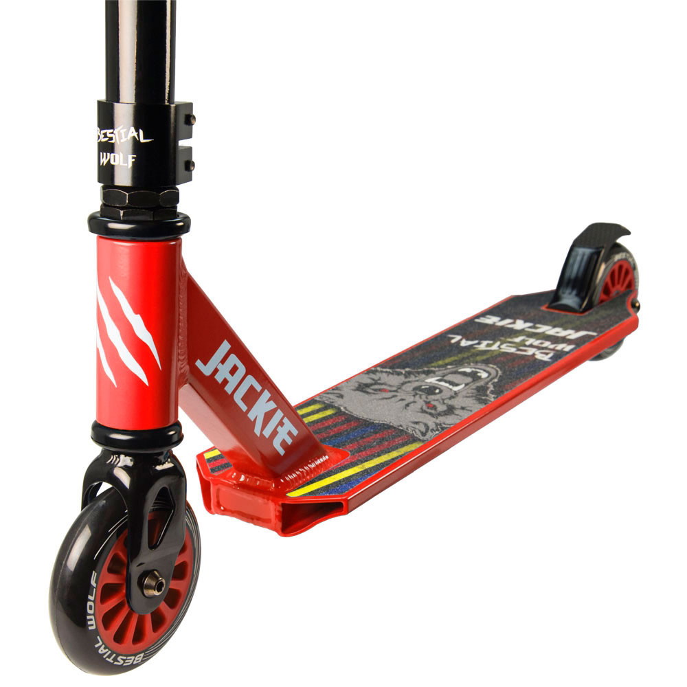 Bestial Wolf Jackie Freestyle romobil