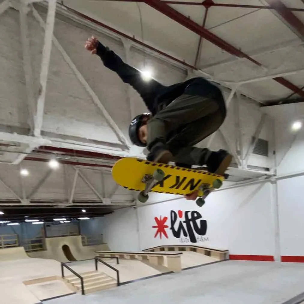 NKX Skateboard 7.75"