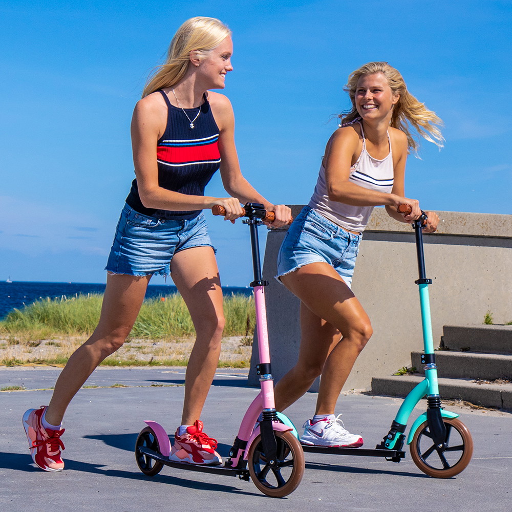 Story Retro Ride Sklopivi Komutatorski Romobil